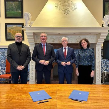 La Fundación Don Juan de Borbón firma sendos convenios de colaboración con la Fundación La Caixa y el Cabildo de la Catedral